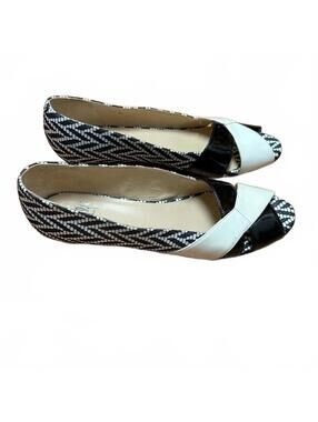 Amalfi Open Toe Black & Cream Patent Low Heel Sandal Loafer | 9.5 SS NARROW